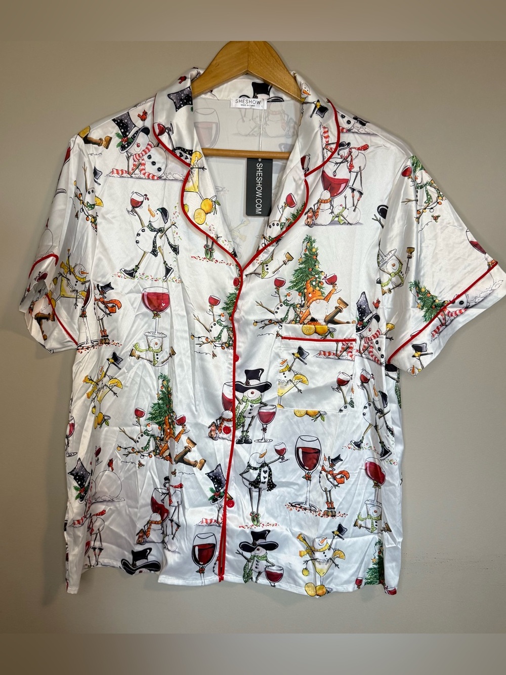 White Satin Holiday Snowman
Wine Print Pajama Set with Shorts
